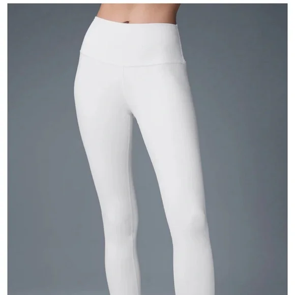 ALO Yoga Classic White Leggings - Picture 3 of 8